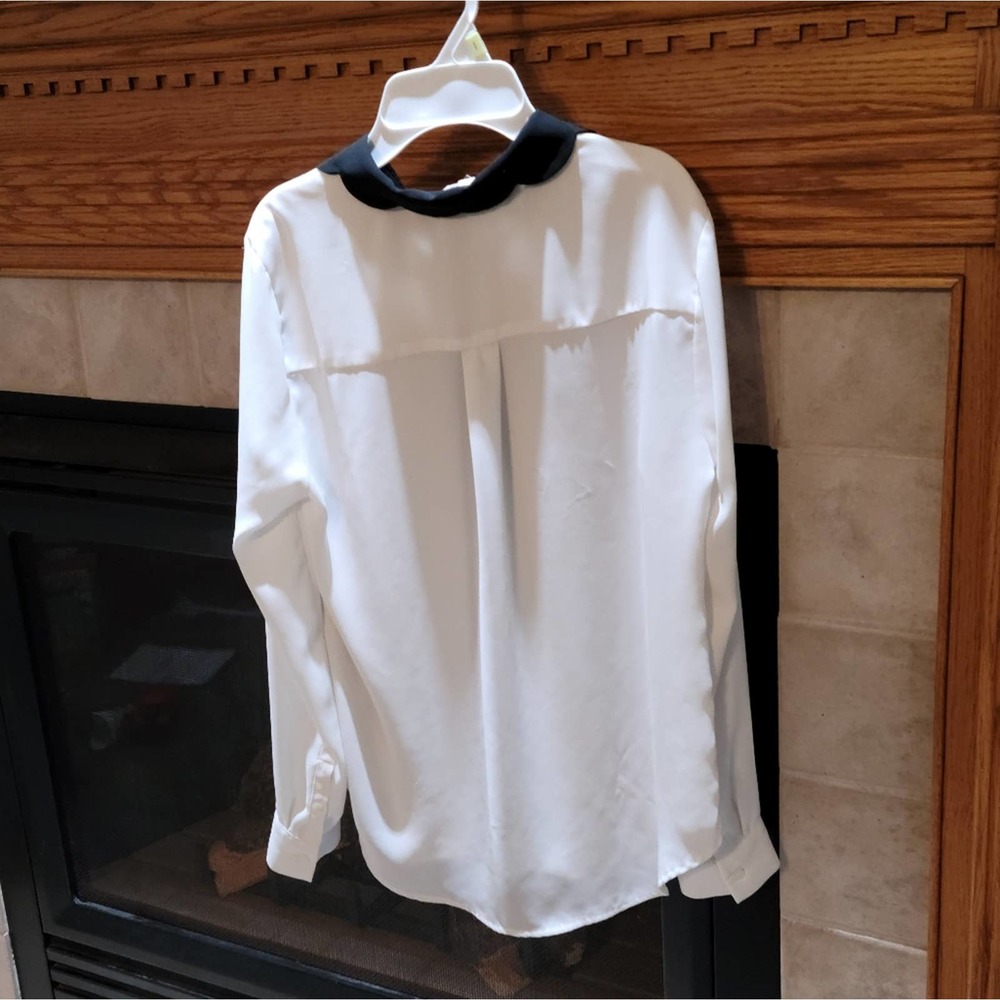 Maison Jules Vintage-Style Button Down Blouse - Picture 3 of 4